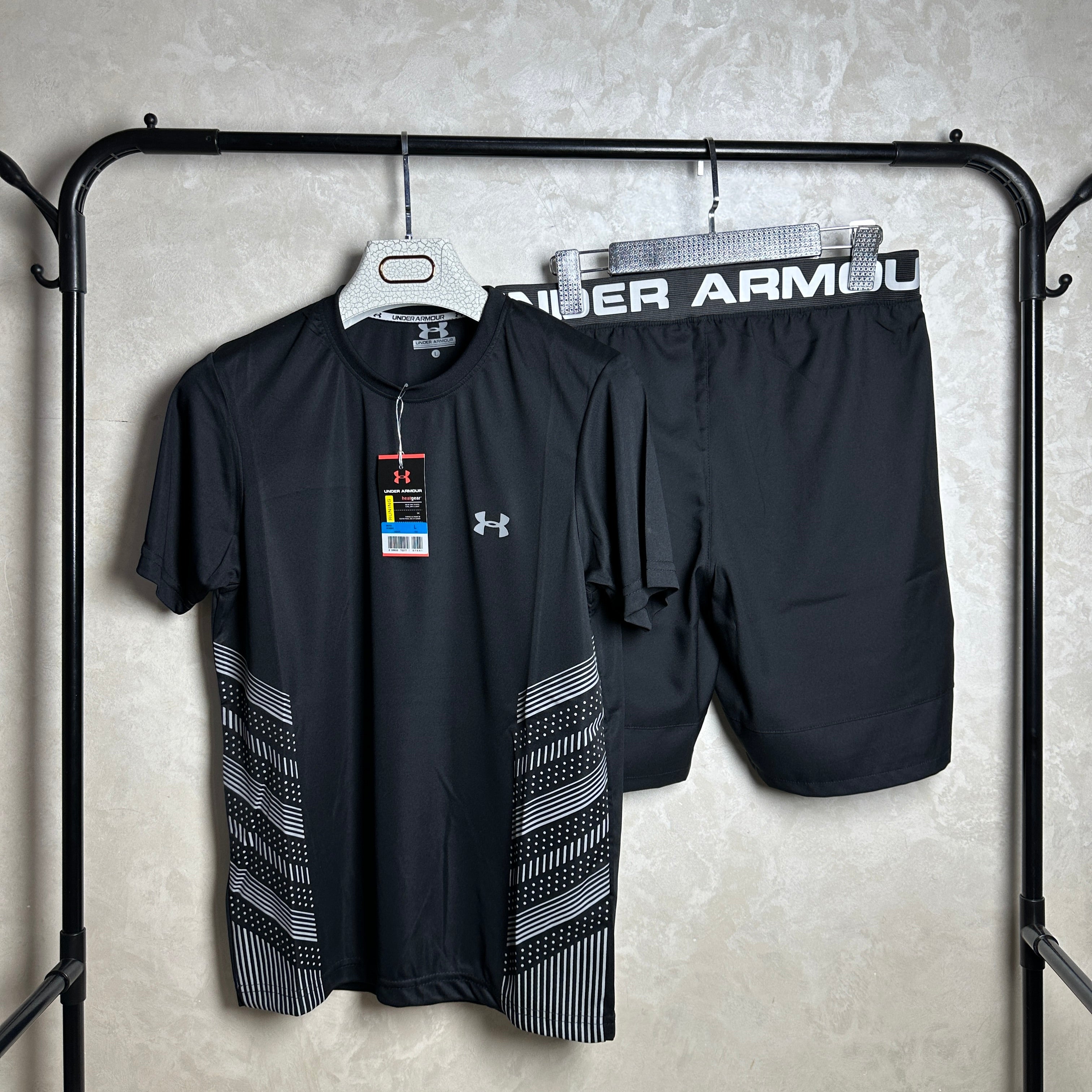 UNDER ARMOR ENSEMBLE HQ - BLACK