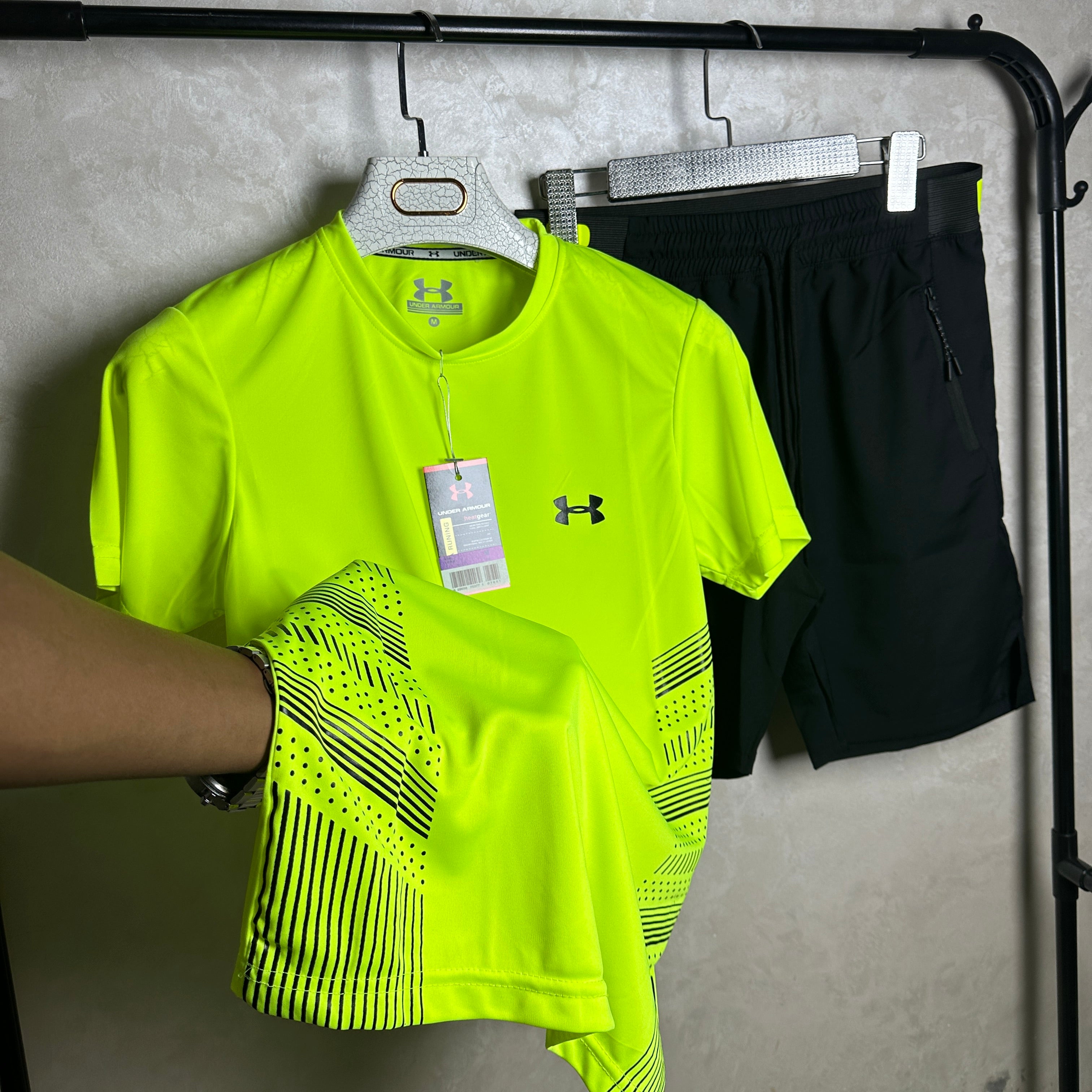 UNDER ARMOR ENSEMBLE HQ - YELLOW