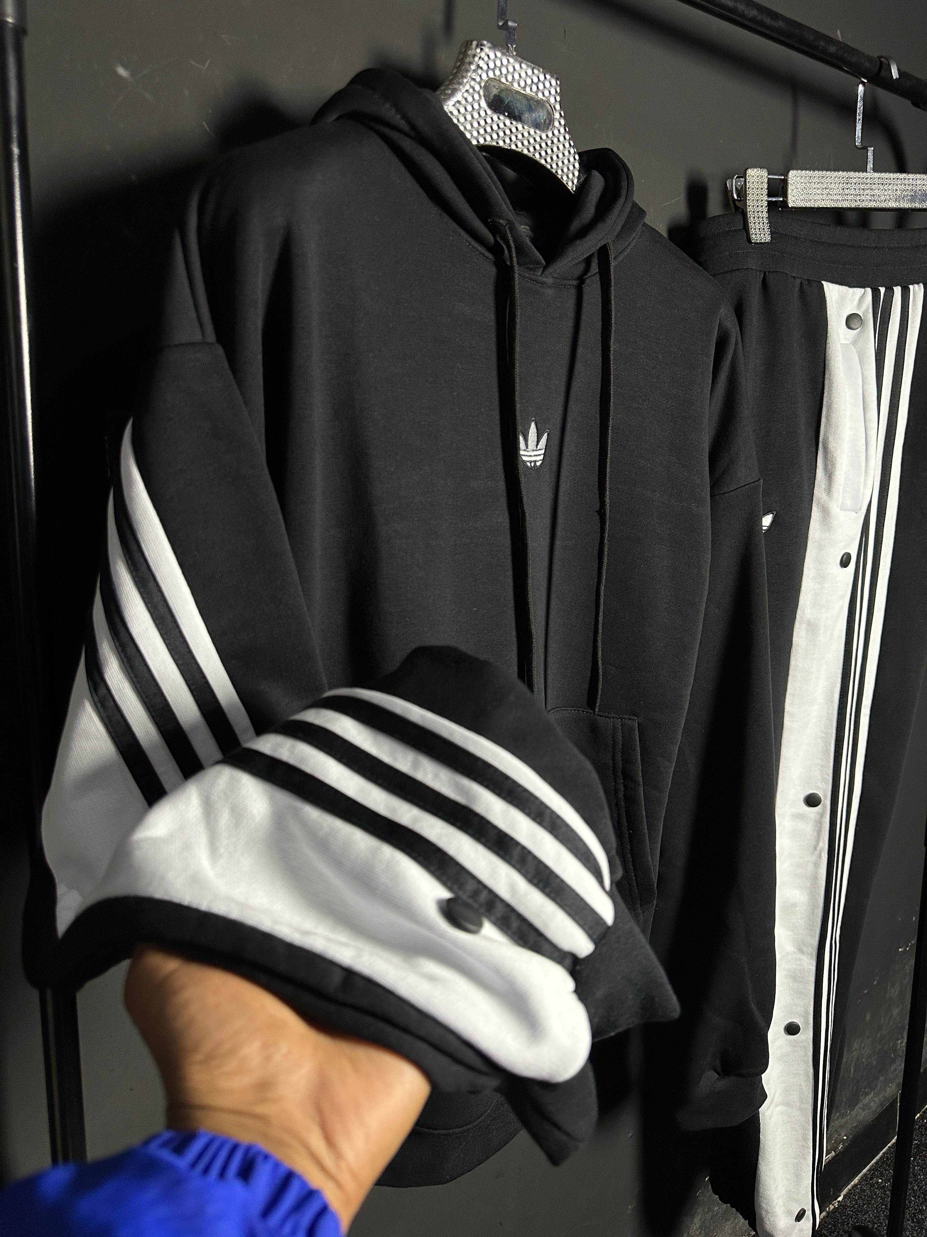 ADIDAS OVERSIZED 3BANDES V2