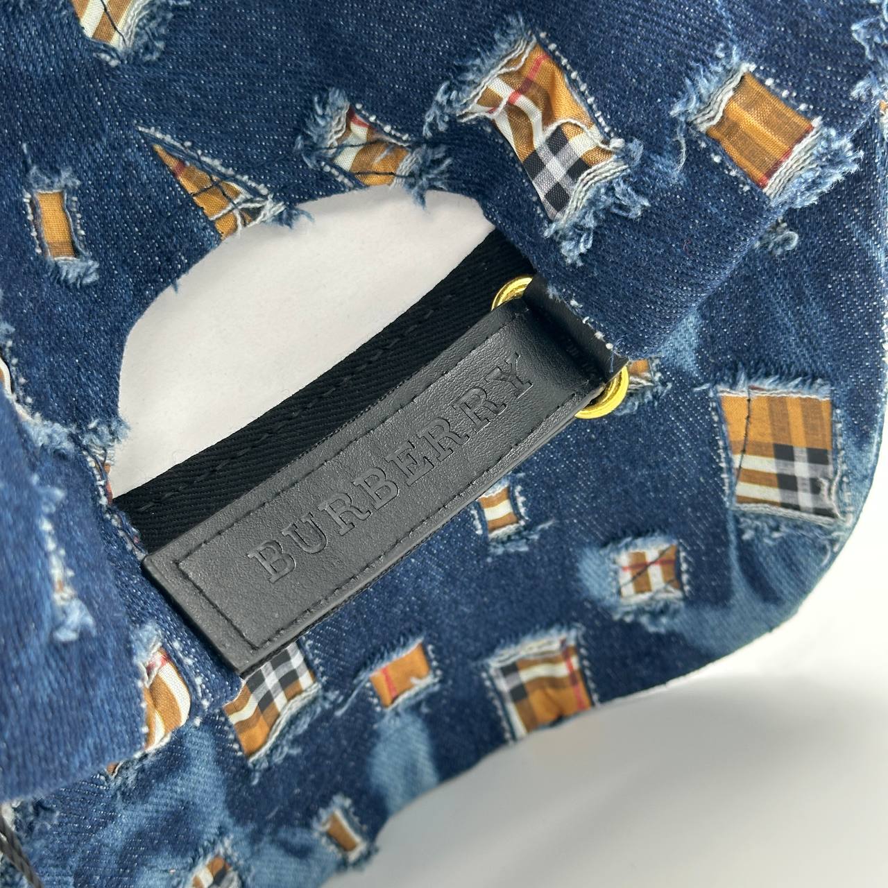 CAP BURBERRY BLUE SOUL