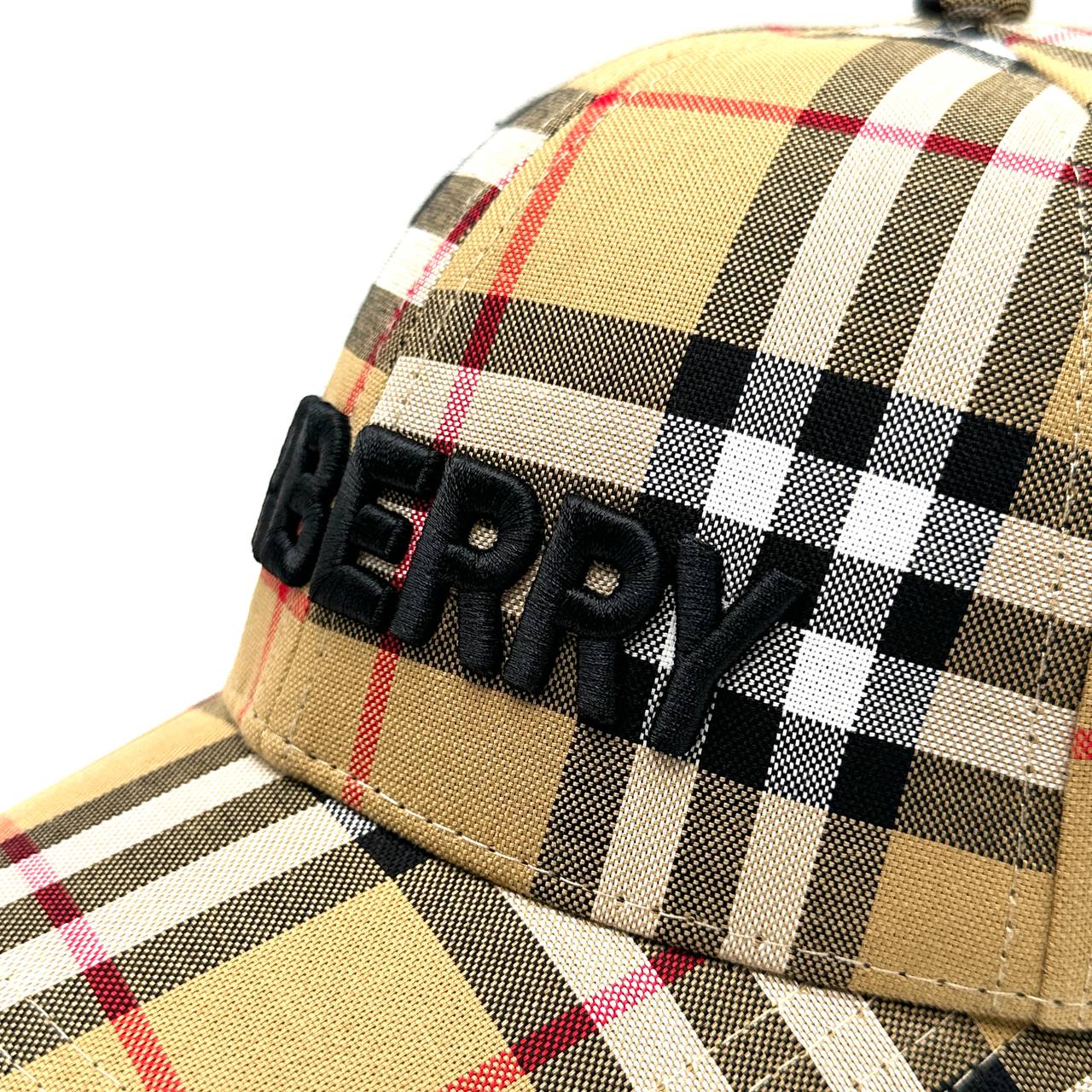 CAP BURBERRY ARES