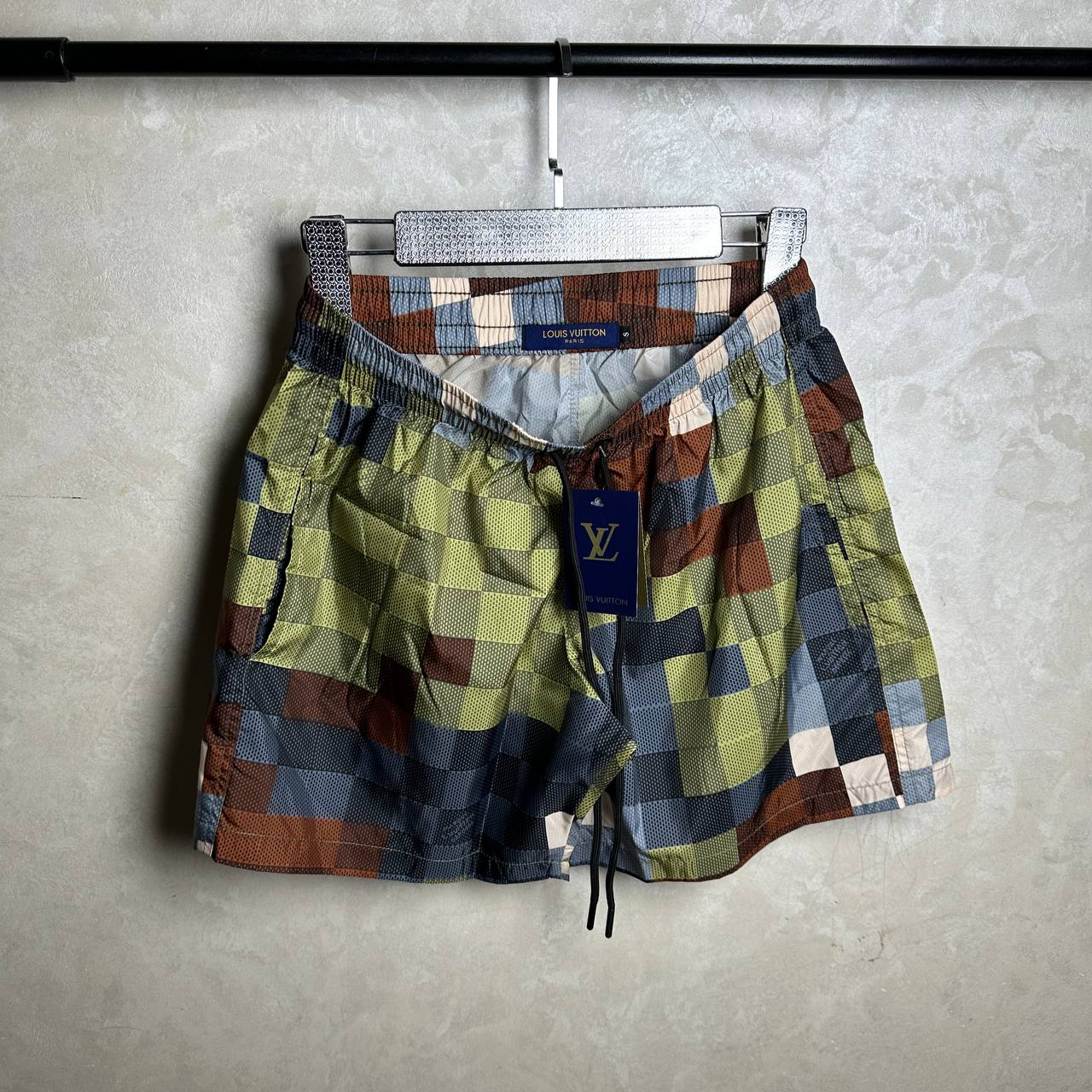 LV SHORT MONOGRAM GREEN