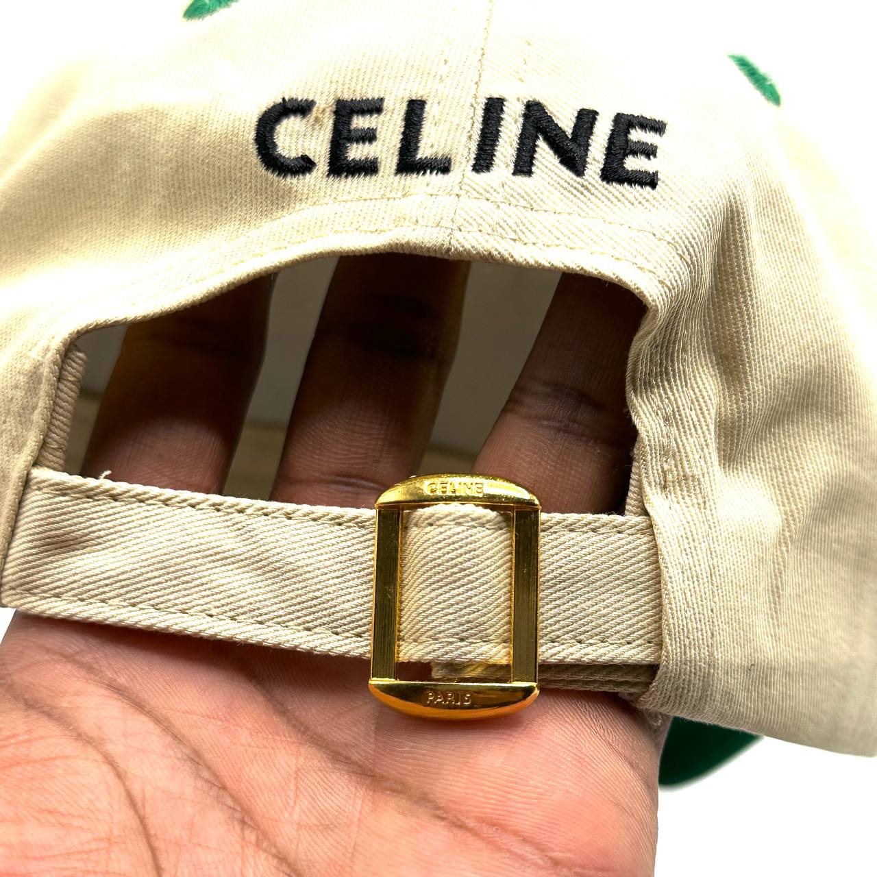 CAP CELINE NEXO