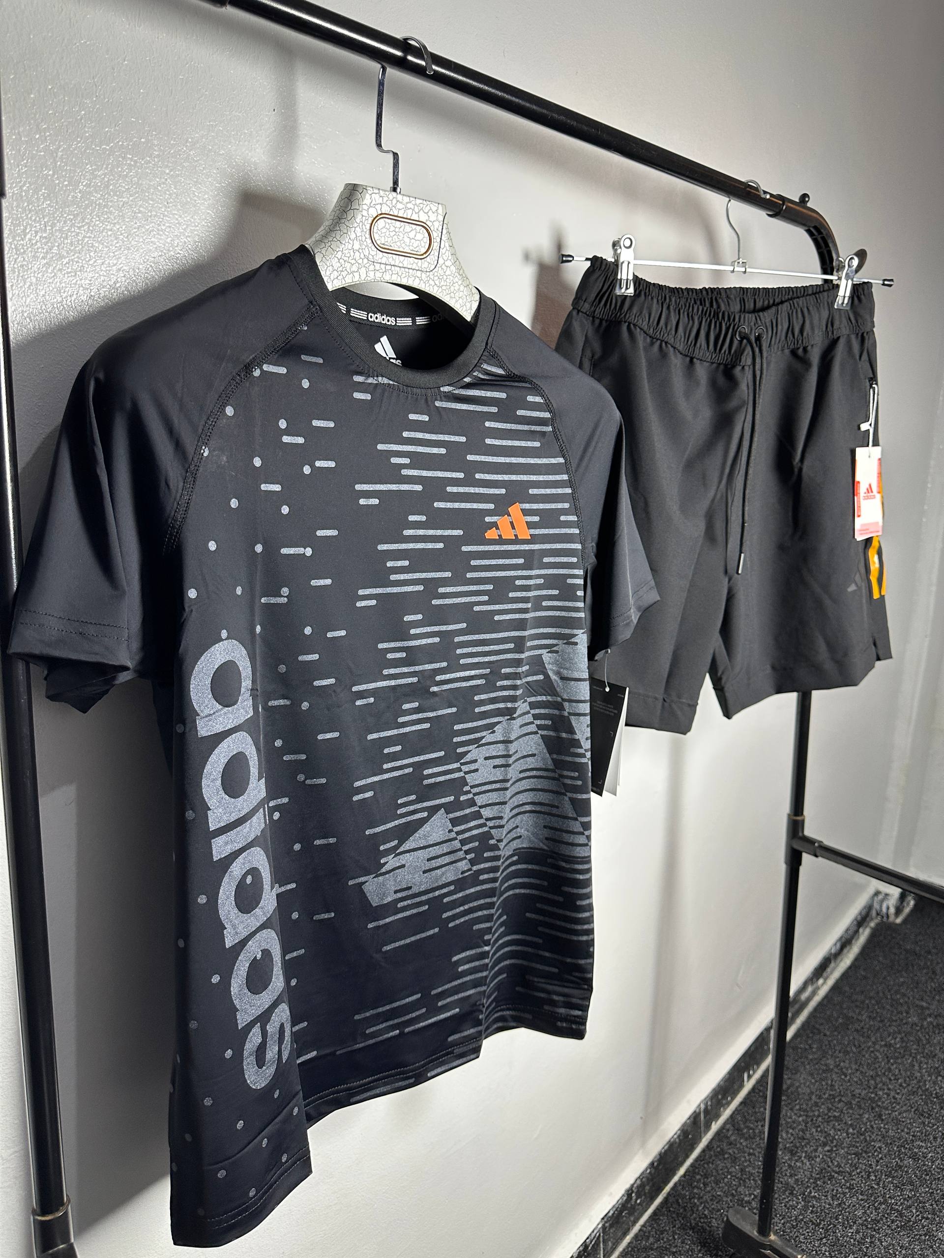 Ensemble Adidas Legacy 2026