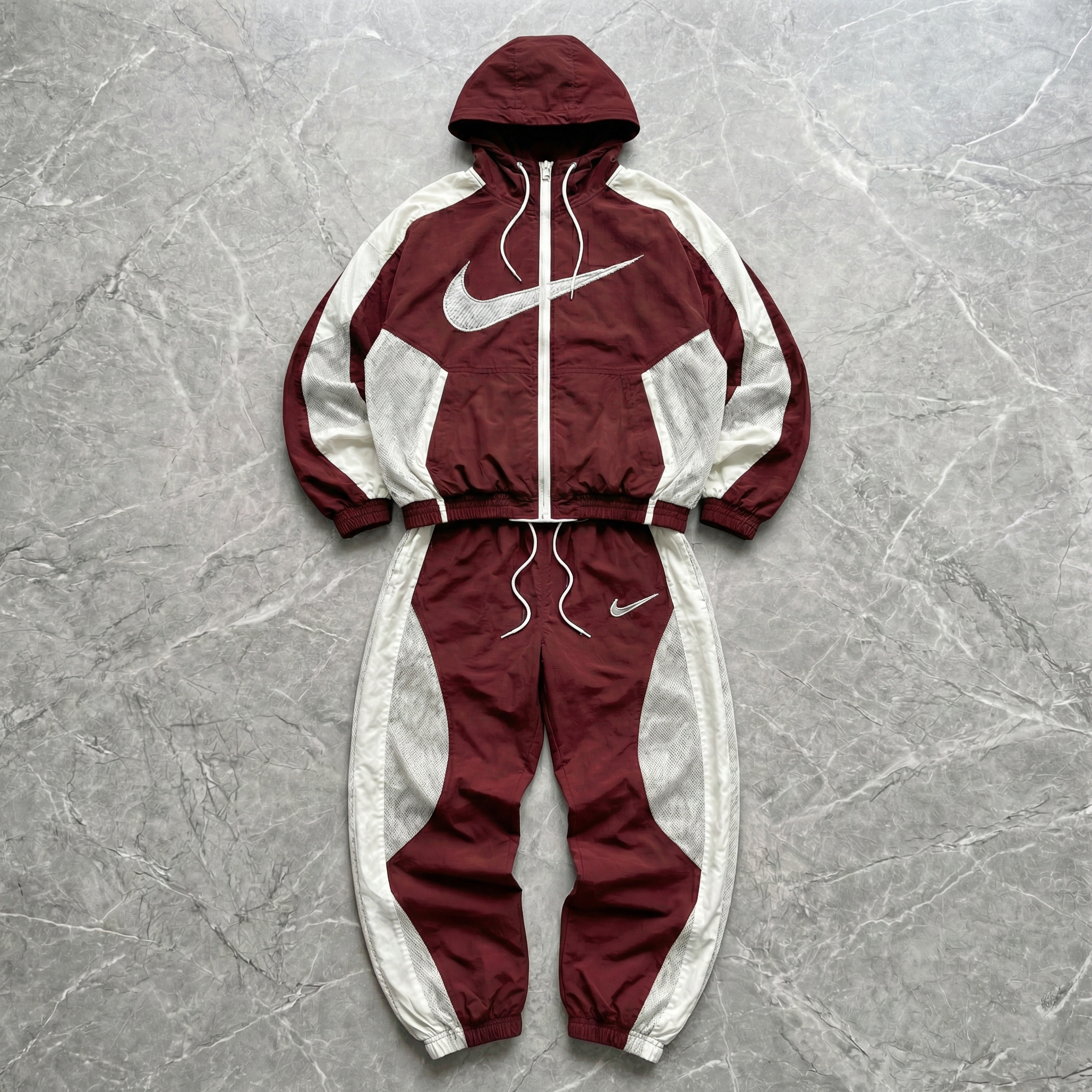 AeroWave - NIKE  TRACKSUIT Special edition