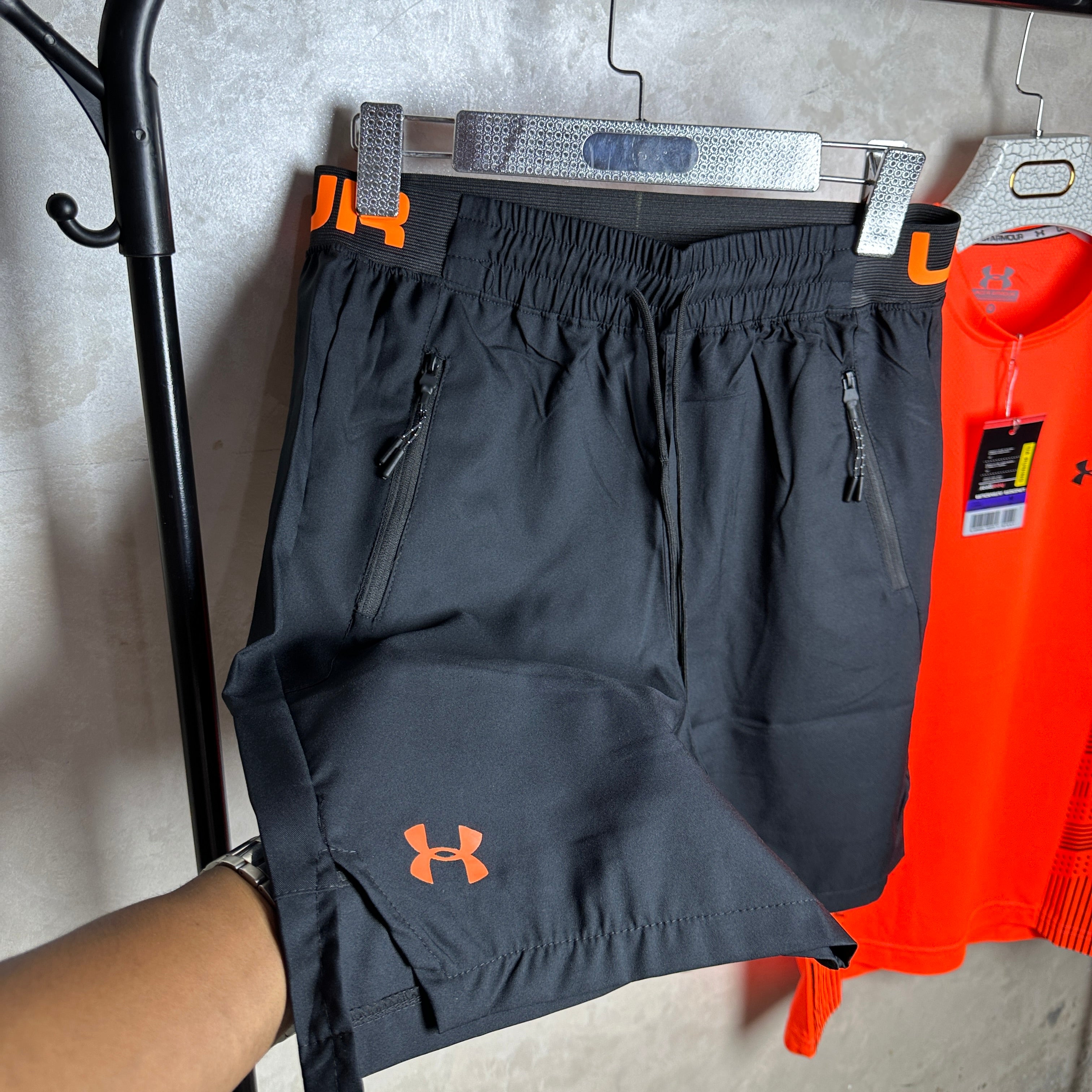 UNDER ARMOR ENSEMBLE HQ - ORANGE