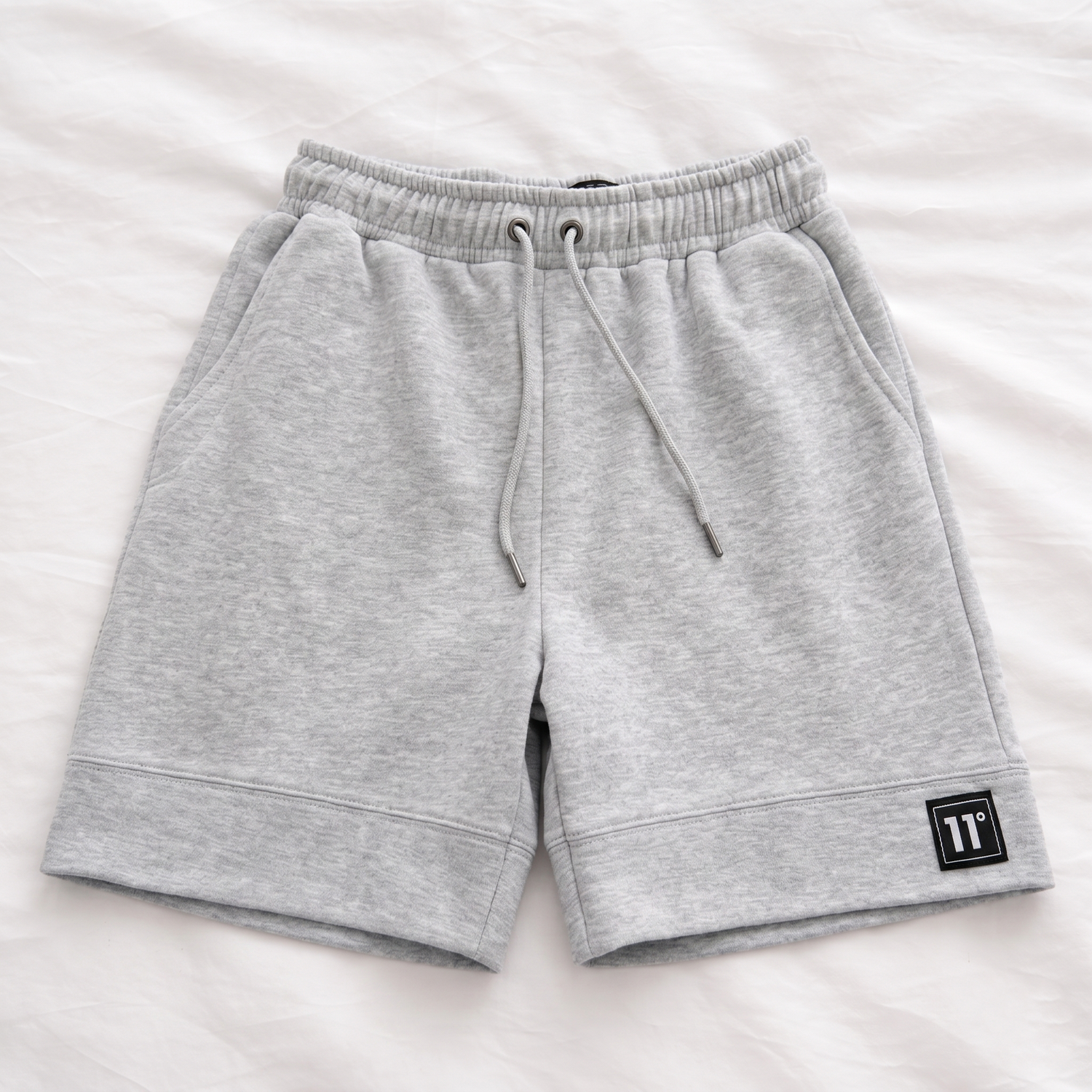 SHORTS 11 Degrees OVERSIZED V2