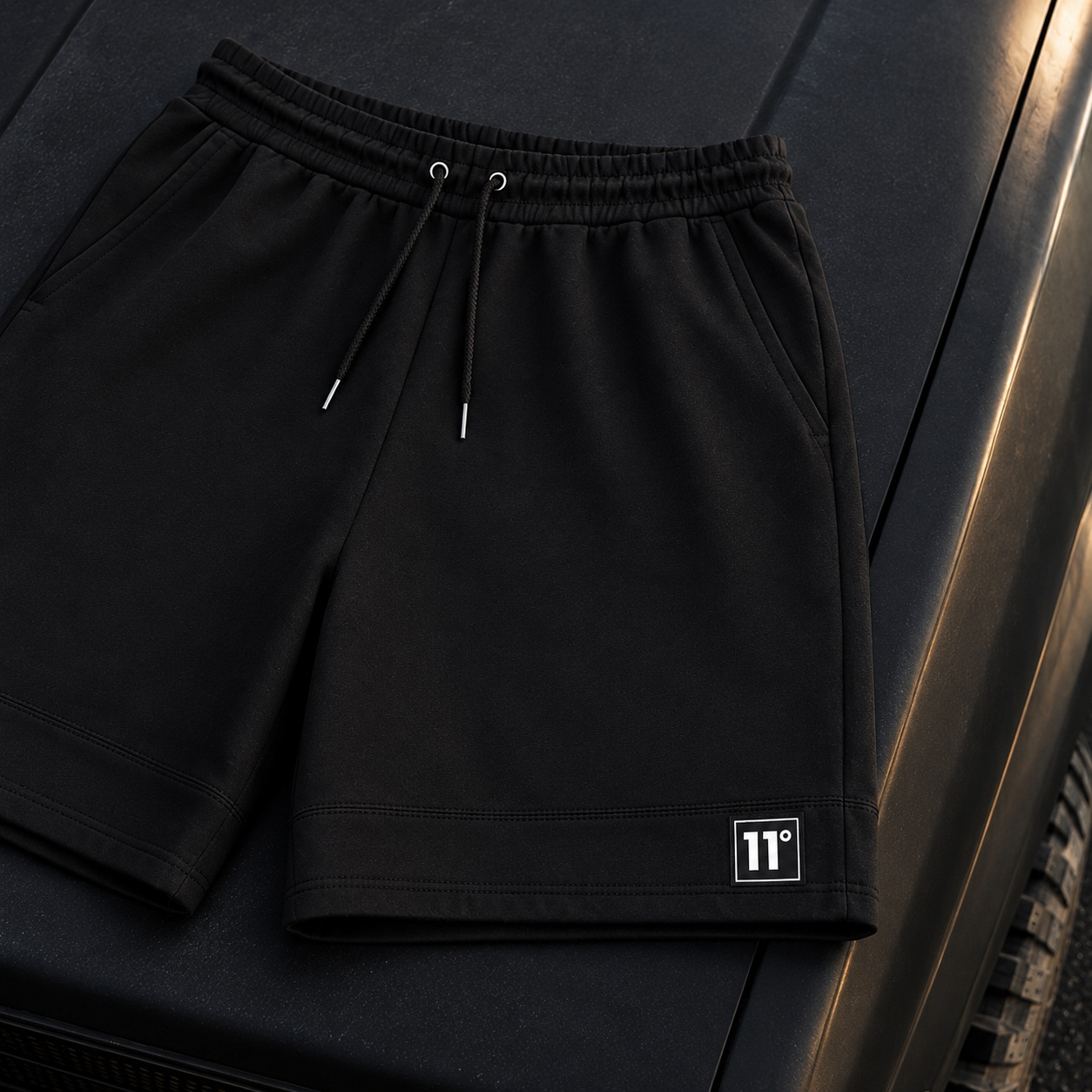 SHORTS 11 Degrees OVERSIZED FIT