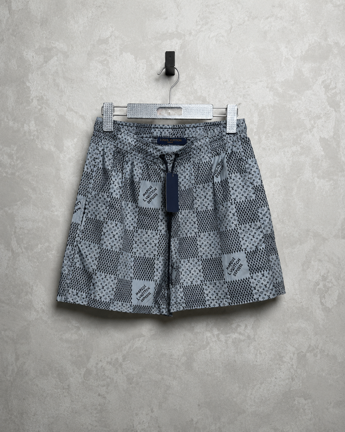 LV SHORT INFERNO