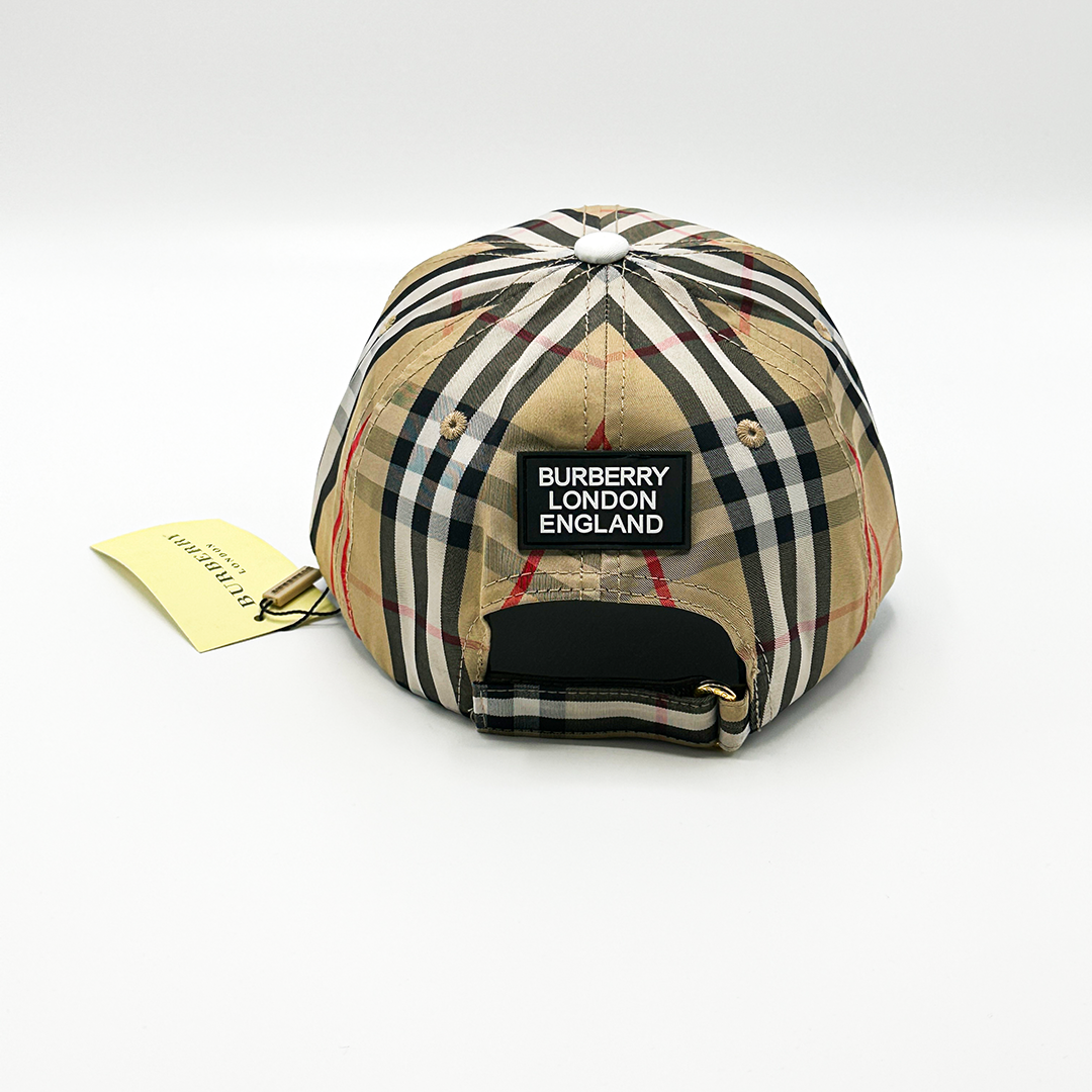 CAP BUREBERRY CHECK UP