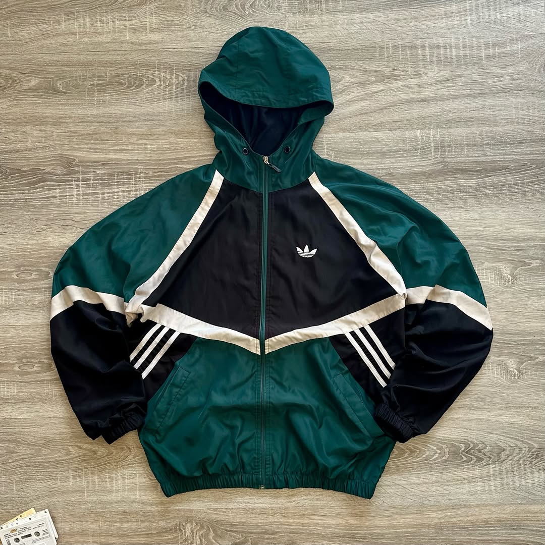 ADIDAS GREEN VINTAGE JACKET