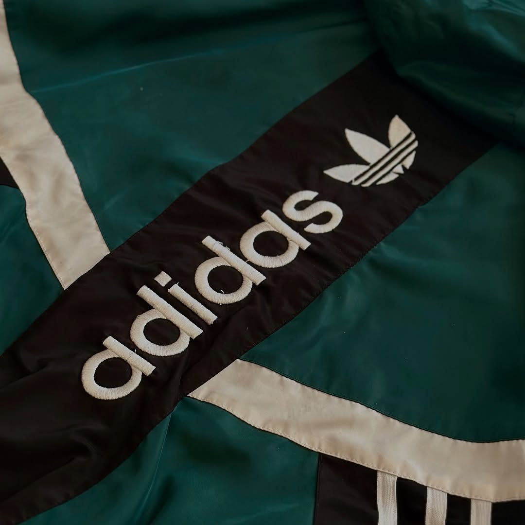 ADIDAS GREEN VINTAGE JACKET