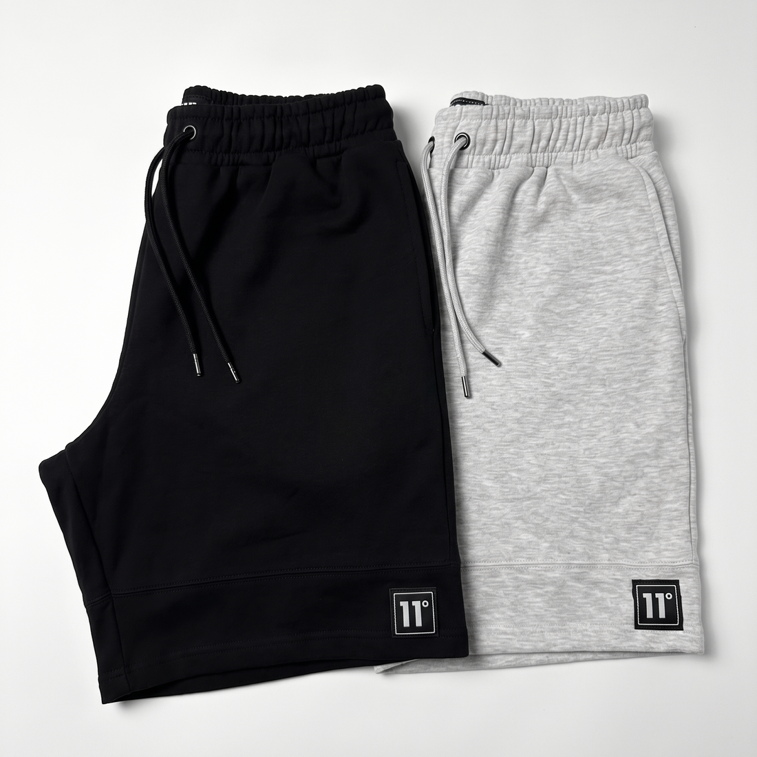 SHORTS 11 Degrees OVERSIZED V2