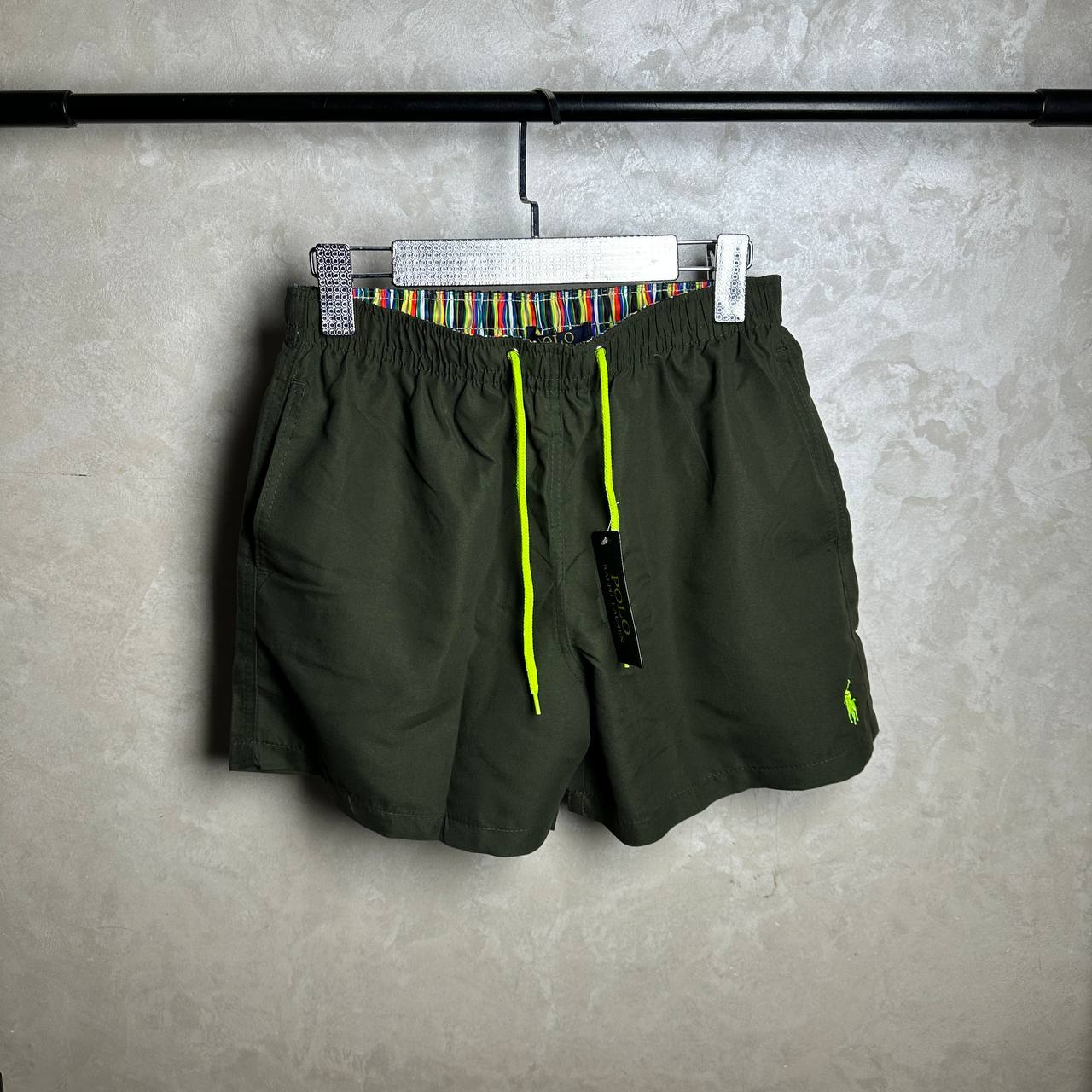 VELVO POLO SHORT - OLIVE