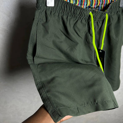 VELVO POLO SHORT - OLIVE