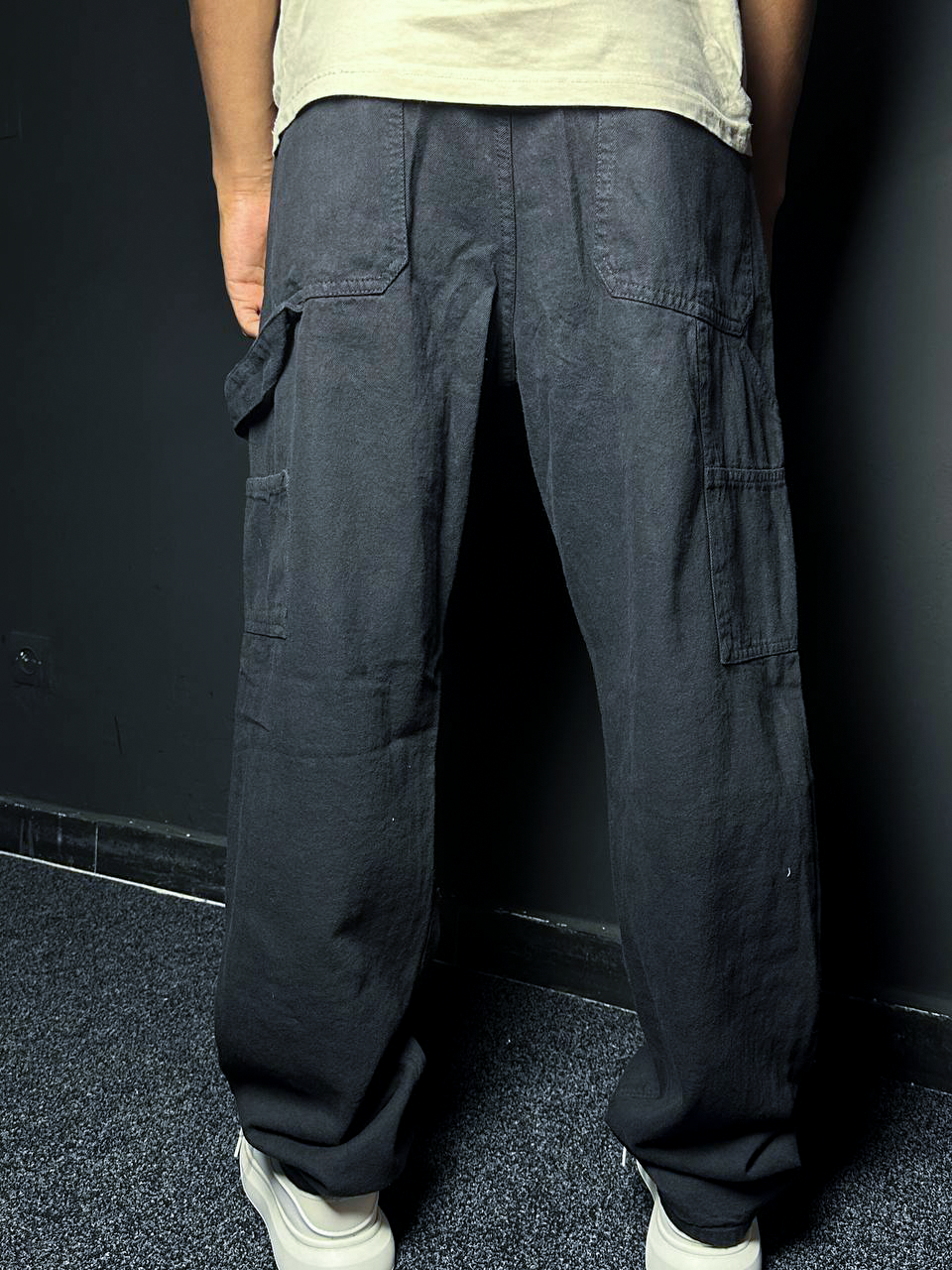 BLACK LOUIS VUITTON BAGGY JEANS