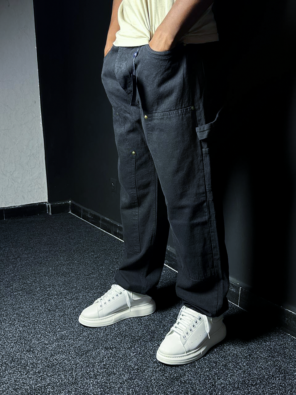 BLACK LOUIS VUITTON BAGGY JEANS