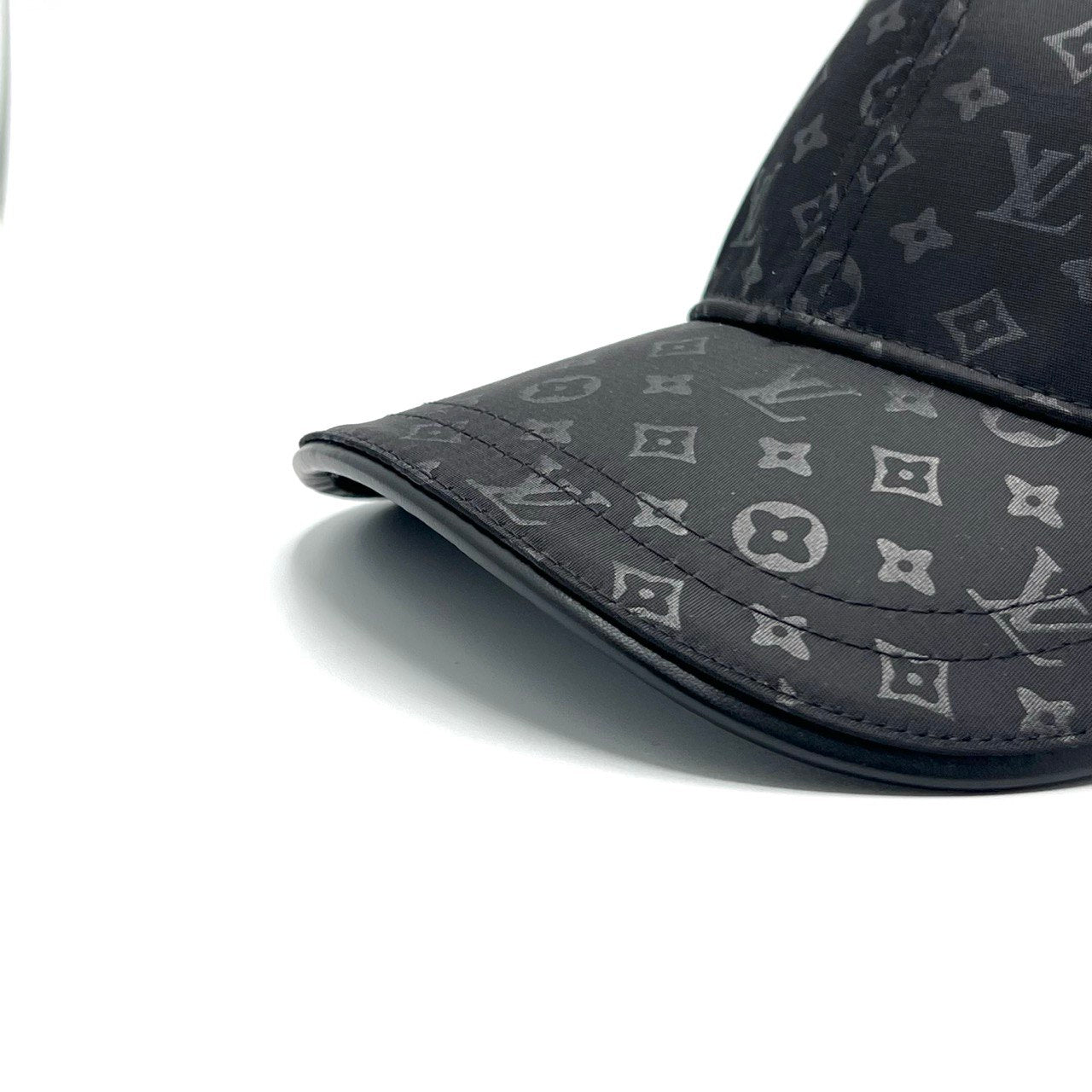 CAP LV GHOST