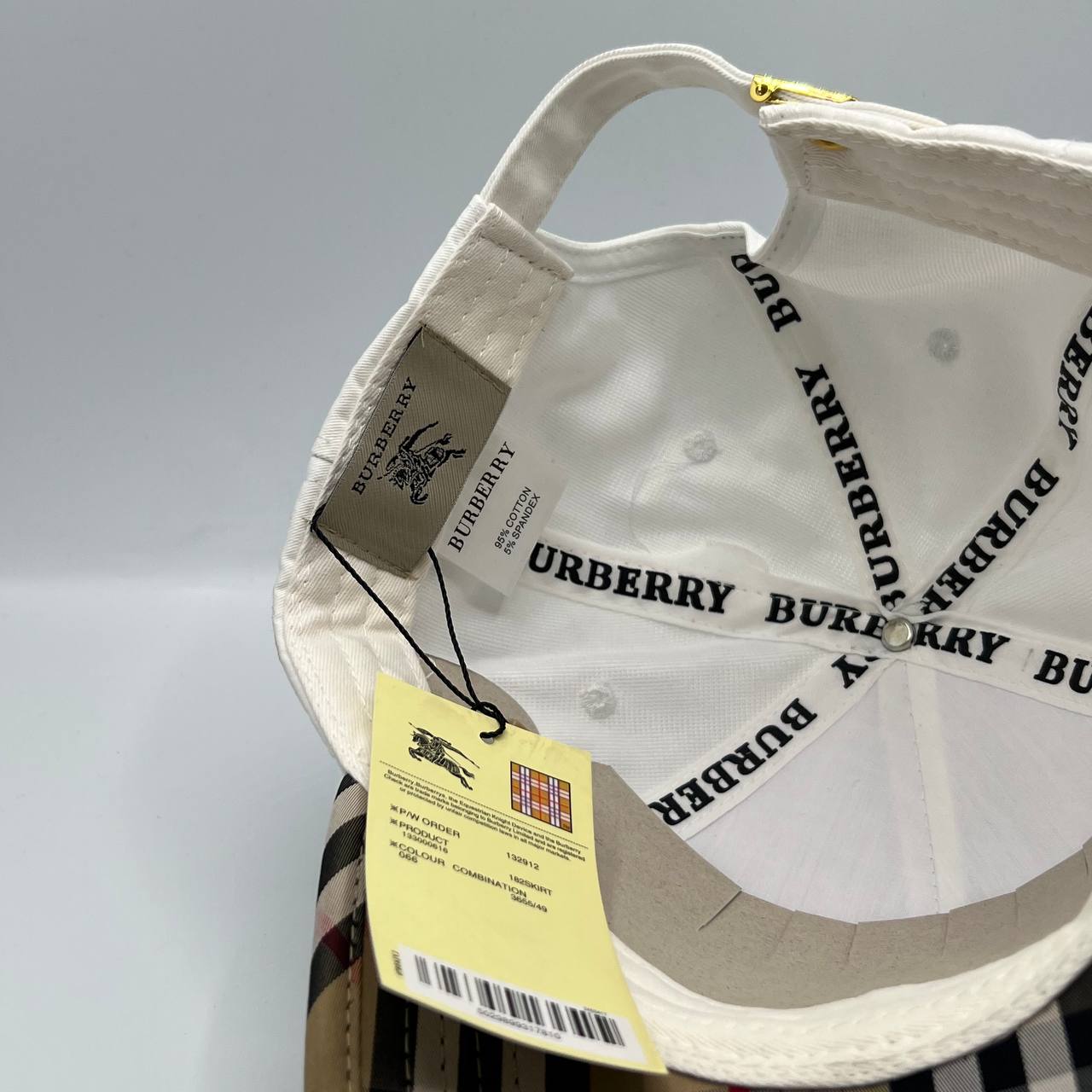 CAP BUREBERRY CHECKERED