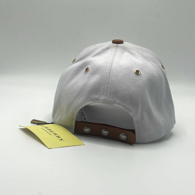 CAP Burberry WHITE EDITION