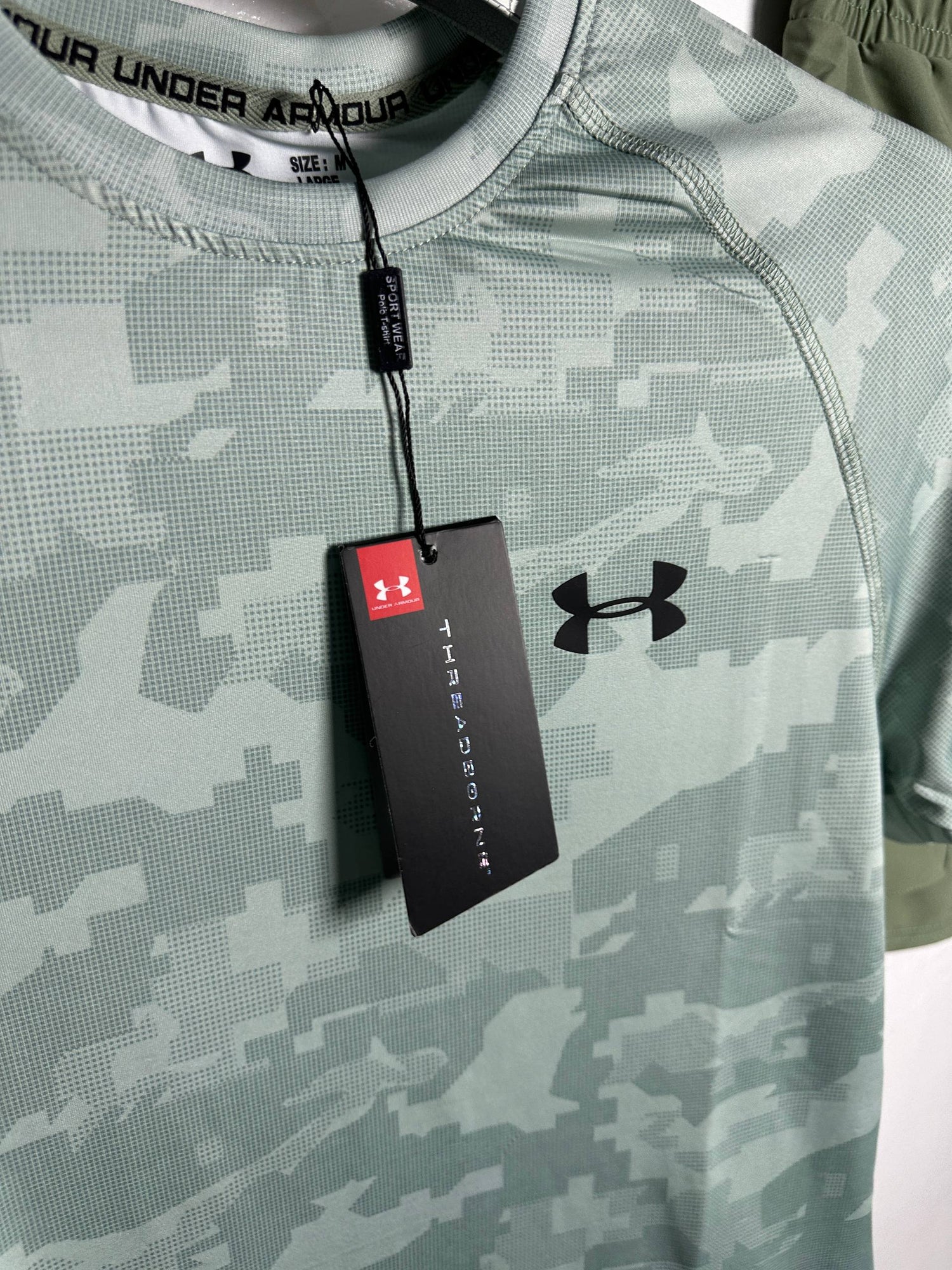 Under Armor RapidCore ensemble 2026