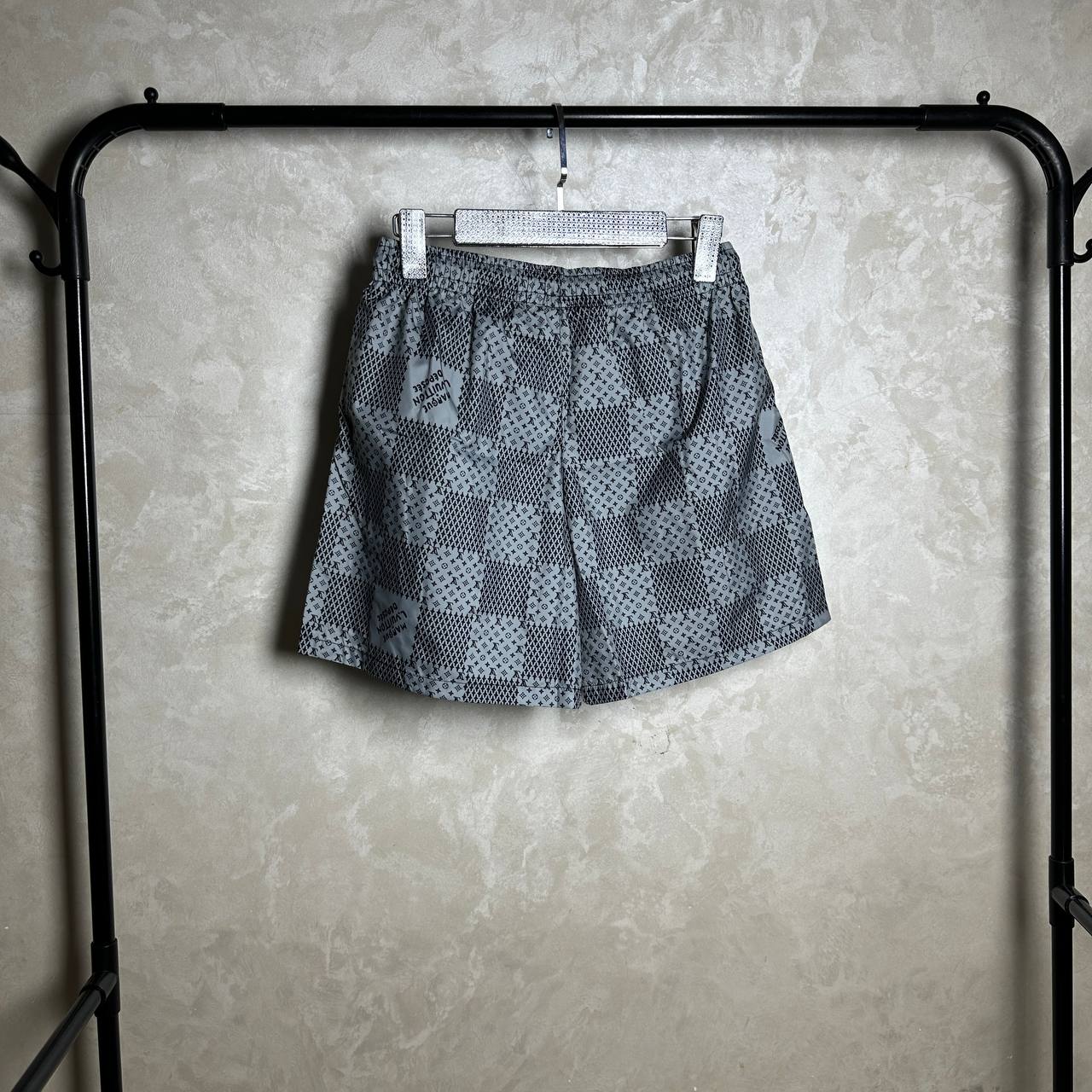 LV SHORT INFERNO