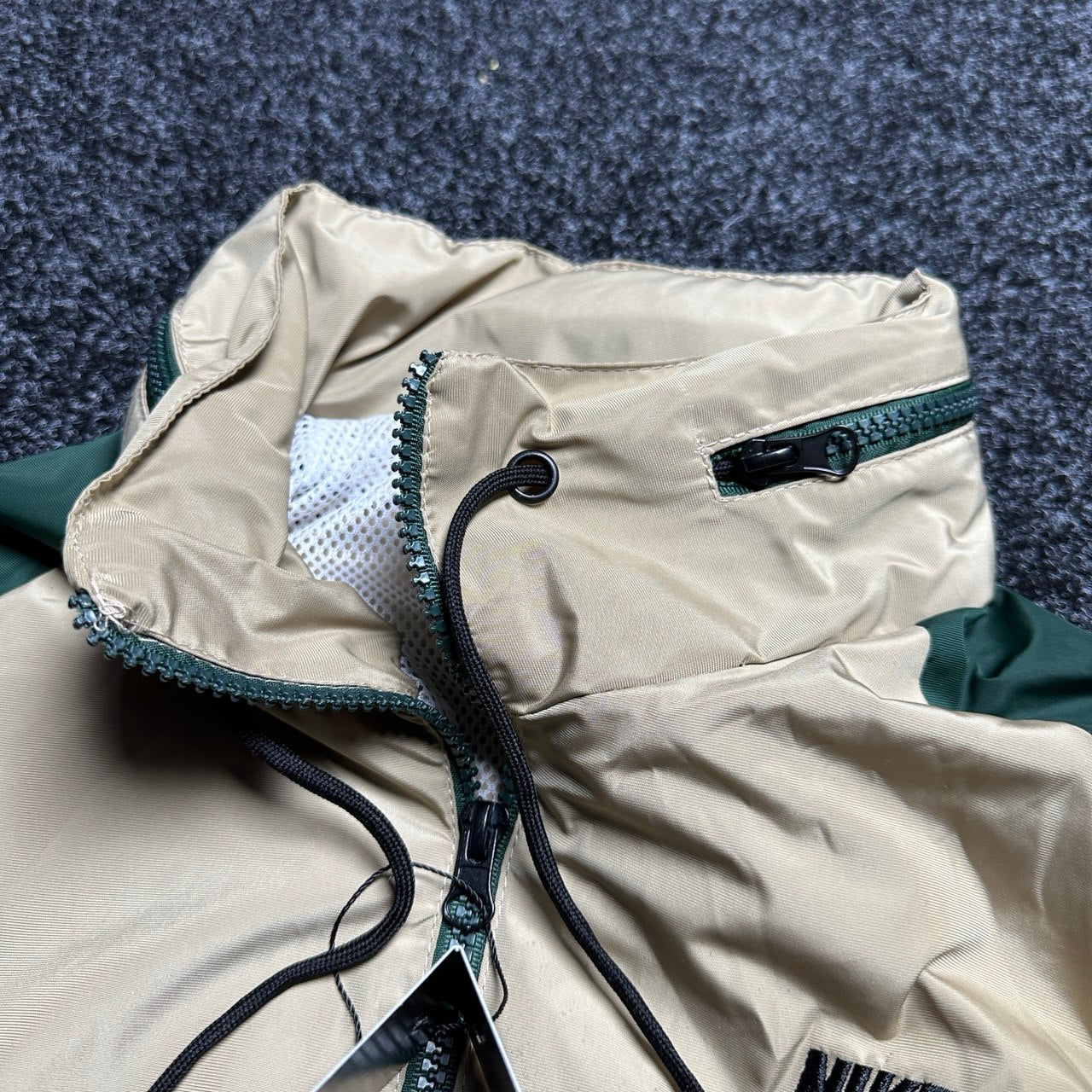 GREEN JACKET NIKE VINTAGE
