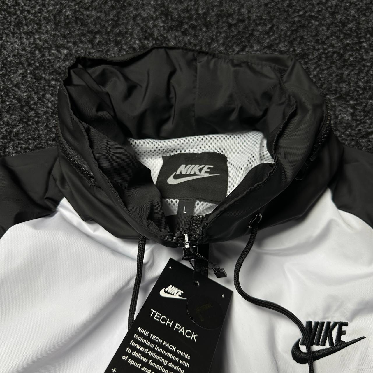 BLACK JACKET NIKE VINTAGE