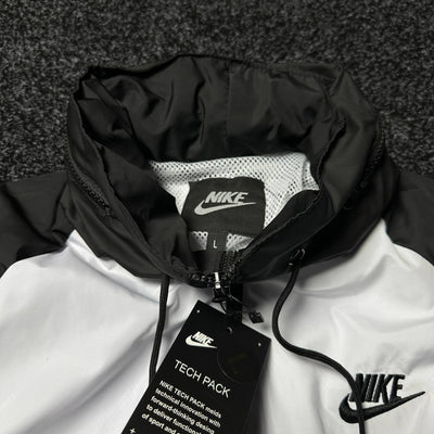 BLACK JACKET NIKE VINTAGE
