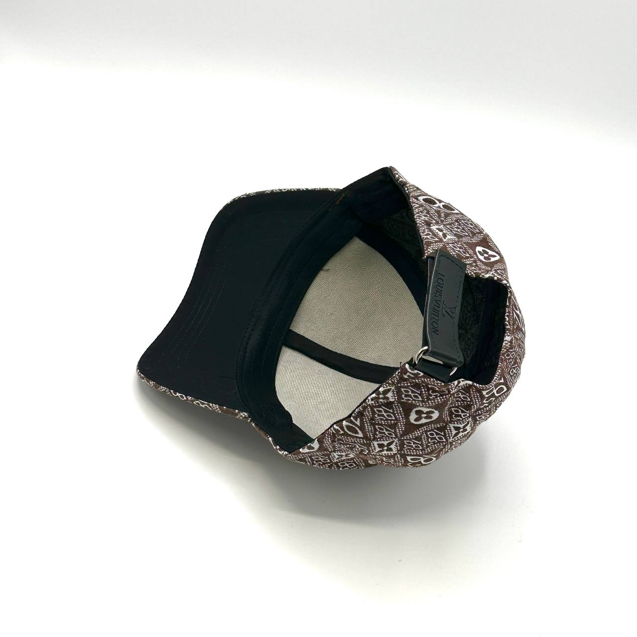 CAP LOUIS VUITTON ELYON