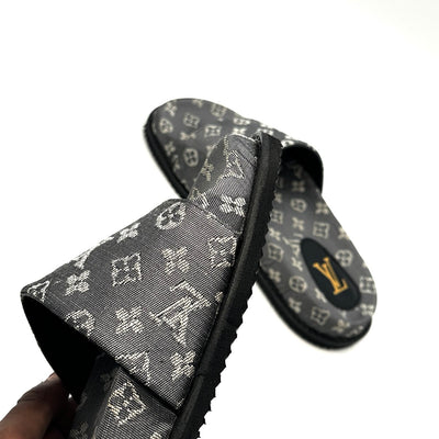 SANDALE LV Monogram Slide