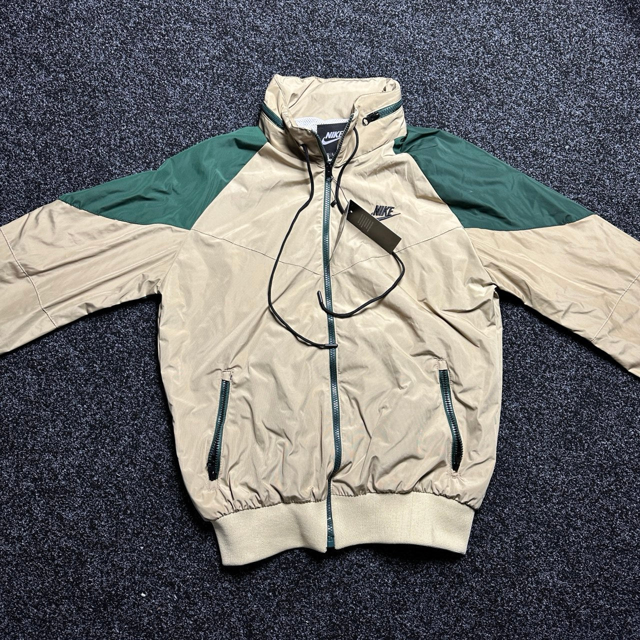 GREEN JACKET NIKE VINTAGE