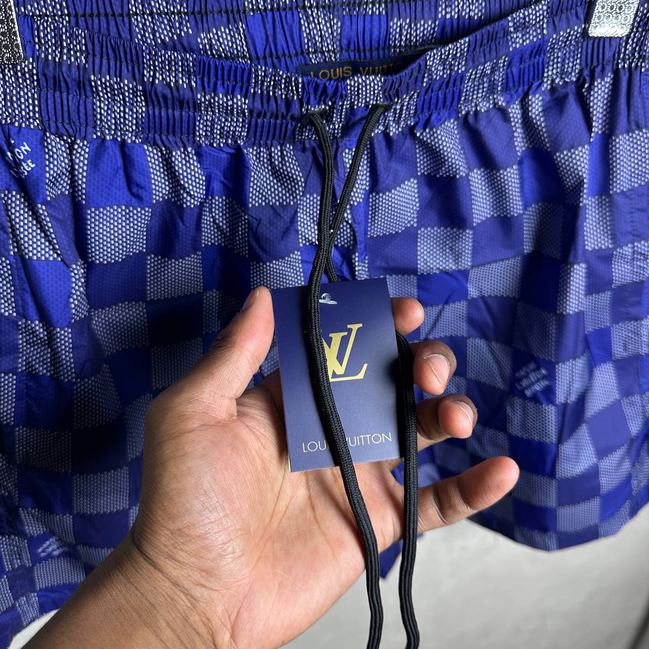 LV SHORT MONOGRAM MAUVE