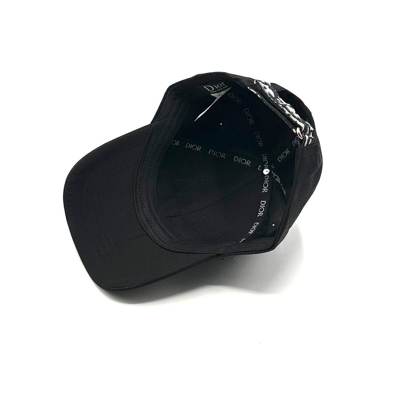 CAP DIOR BLACK BEE