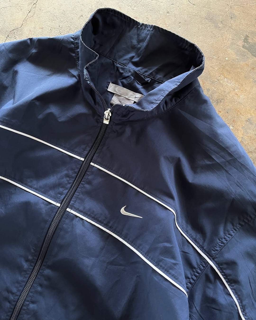 Nike Retro Track Jacket - White & Navy Block Style